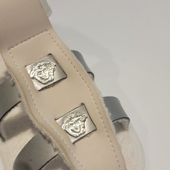 Versace Baby Shoes / Sandals Size 20eu / 5 - Used but great condition - Picture 16 of 16